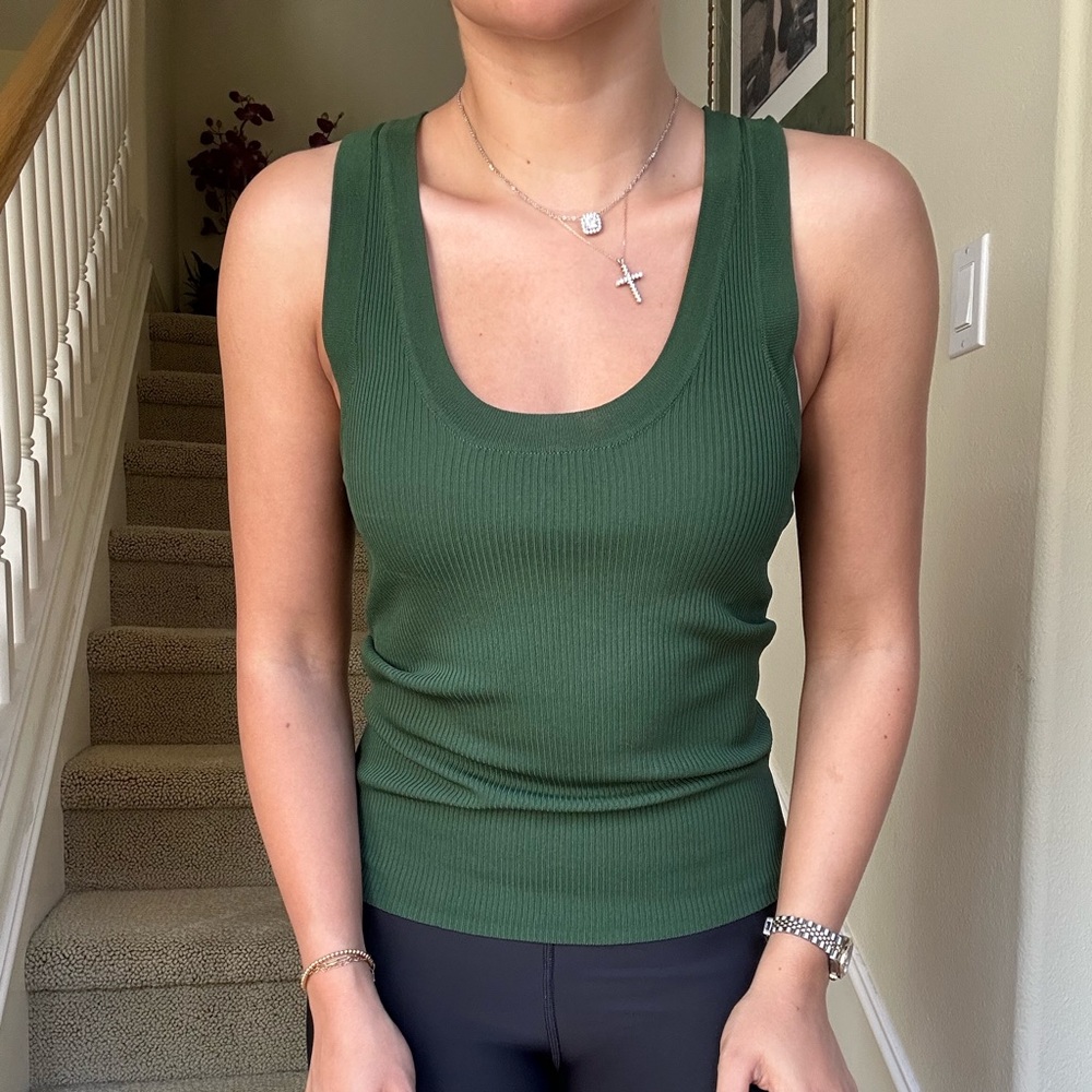 Beautiful Emerald green tank